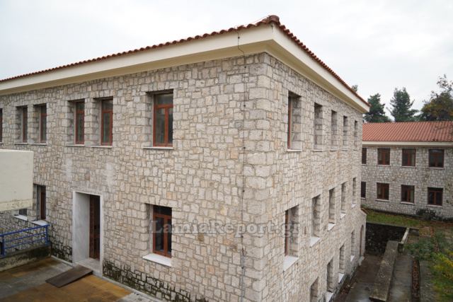 Λαμία: Ένας ακόμη θάνατος από κορωνοϊό - Στη ΜΕΘ 46χρονος