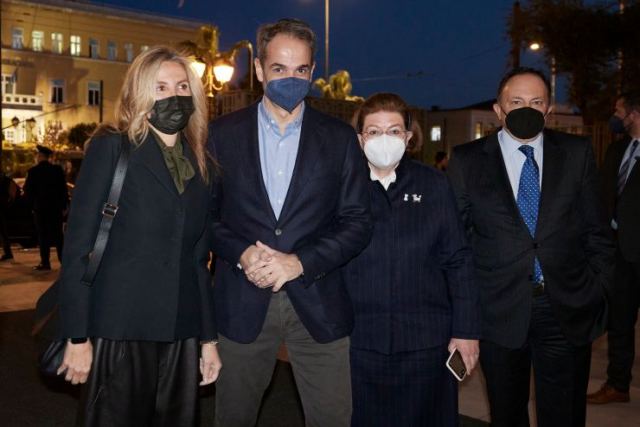 Μητσοτάκης: Εύχομαι το βιολί του Λεωνίδα Καβάκου να ακουστεί πιο δυνατά από τις βόμβες της Ρωσίας