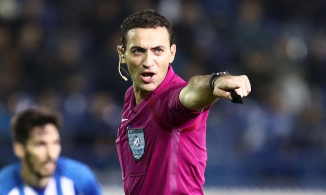 Ο Κουτσιαύτης σφυρίζει τον 