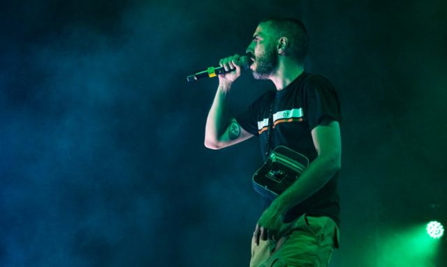 Θέλουν τον ΛΕΞ για συναυλία μετά από ομιλία του Τσίπρα