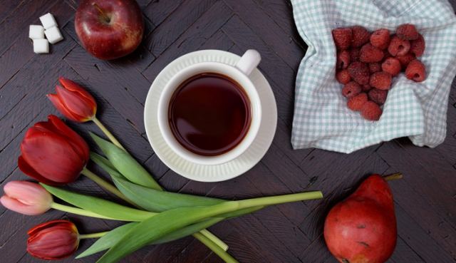 Το ρόφημα που «χαρίζει» χρόνια – Η ποσότητα που μειώνει τον κίνδυνο θανάτου