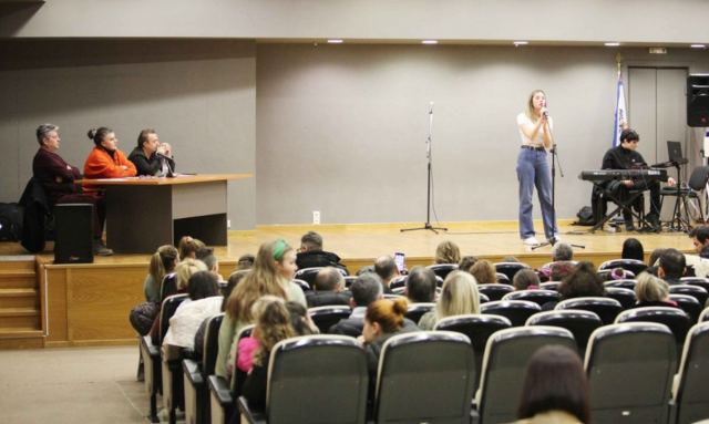 Ο διαγωνισμός τραγουδιού «Να η ευκαιρία» πήρε την «σκυτάλη» των καρναβαλικών εκδηλώσεων στο Δήμο Λαμιέων