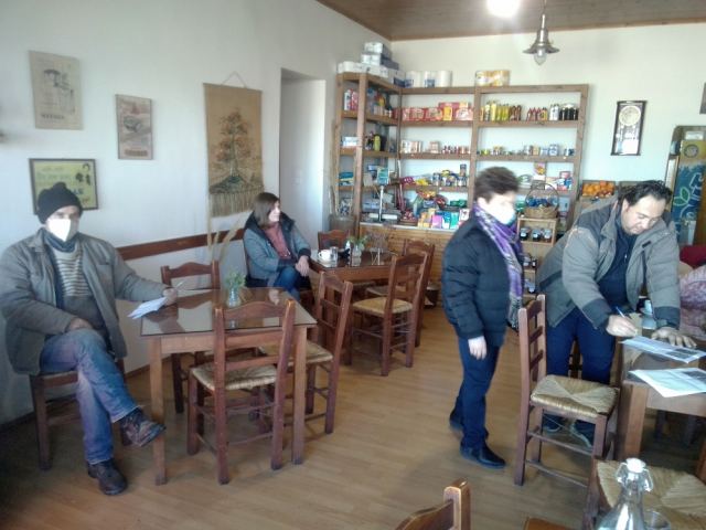 Μαζεύουν υπογραφές για το δρόμο Καρπενήσι - Αγρίνιο