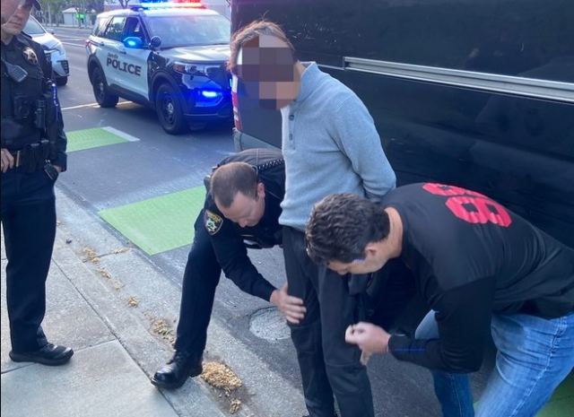 O βιαστής που κυκλοφορούσε ελεύθερος για 17 χρόνια και ταυτοποιήθηκε από την απαίσια αναπνοή του