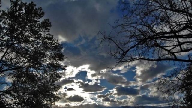 Βελτιώνεται ο καιρός σήμερα - Μικρή άνοδος της θερμοκρασίας