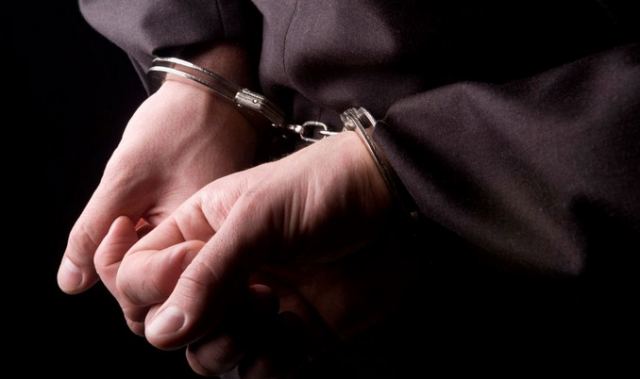 Έπιασαν ζευγάρι που είχε ρημάξει στο κλέψιμο τη Λαμία