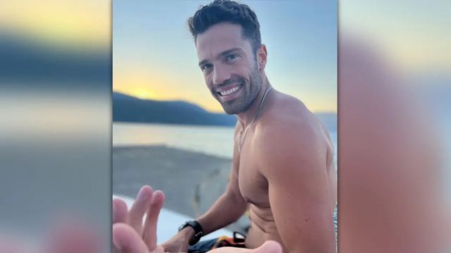 Κωνσταντίνος Αργυρός: Για «επτανησιακή ρομαντζάδα» ο τραγουδιστής - Δείτε φωτογραφίες