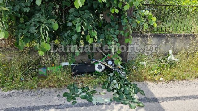 Τροχαίο με μηχανή στη Λαμία (ΒΙΝΤΕΟ-ΦΩΤΟ)