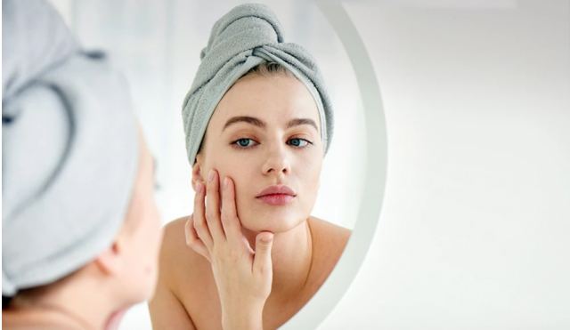 Το δέρμα 53χρονης γυναίκας γύρισε 30 χρόνια πίσω χάρη σε μέθοδο αντιγήρανσης των κυττάρων