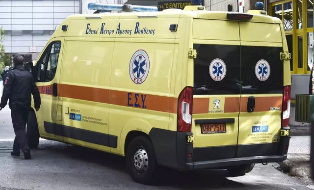 Γλυφάδα: Έχασε τη ζωή του μωρό 18 μηνών, καθώς βρέθηκε στο κενό από όροφο πολυκατοικίας