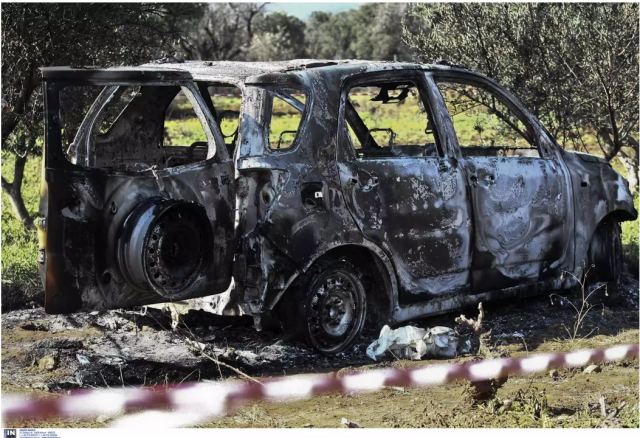 Απανθρακώθηκε οδηγός στην Κατερίνη - Δεν πρόλαβε να βγει από το αυτοκίνητο που πήρε φωτιά εν κινήσει