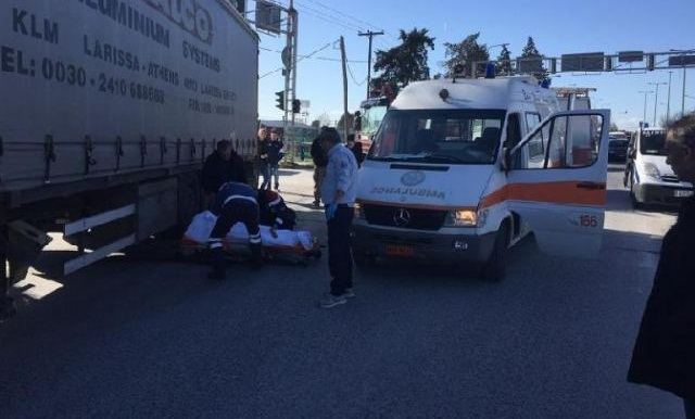 Νταλίκα διαμέλισε 28χρονη με ποδήλατο (σκληρές εικόνες - βίντεο)