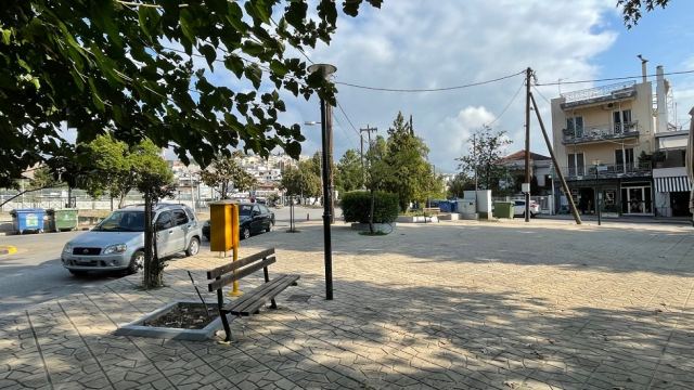 Το εκτεταμένο «λίφτινγκ» της πλατείας στη συνοικία Παγκρατίου