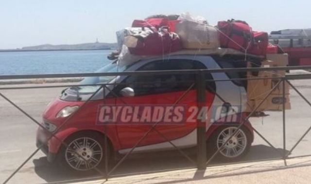 Σύρος: Τους «κούφανε» ο οδηγός του Smart – Πήγε έτσι να μπει στο πλοίο για τον Πειραιά