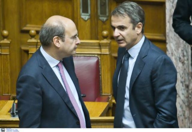 Κατώτατος μισθός: Μια ανάσα από την ανακοίνωση – Συνάντηση Μητσοτάκη - Χατζηδάκη για την αύξησή του