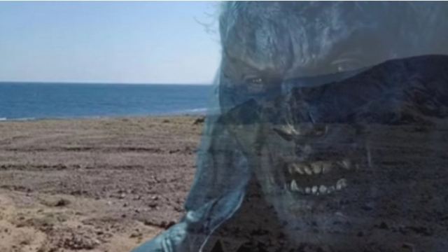Τρόμος σε παραλία της Αιγύπτου: Η θάλασσα ξέβρασε πλάσμα που μοιάζει με τα Ορκ στον «Άρχοντα των Δαχτυλιδιών» (vid)