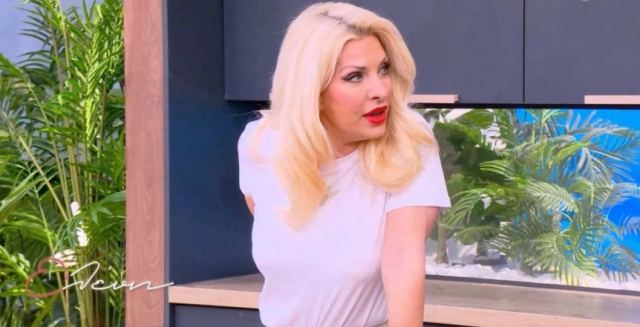 Η πρώτη αντίδραση της Μενεγάκη στους δημοσιογράφους μετά το «διαζύγιο» με το Mega