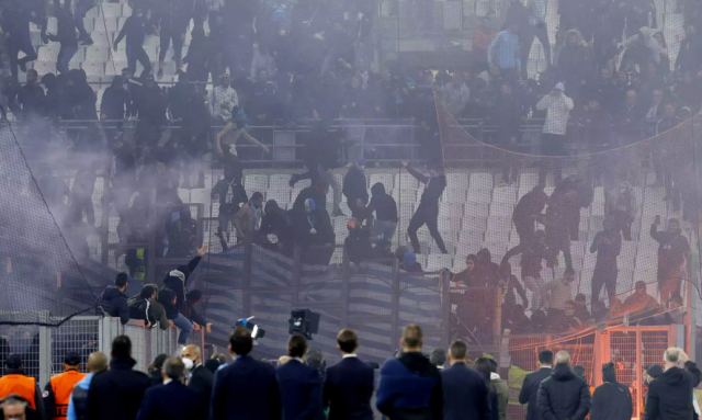 Μαρσέιγ: Ανάρτηση με φθορές στο «Βελοντρόμ» από τους οπαδούς του ΠΑΟΚ