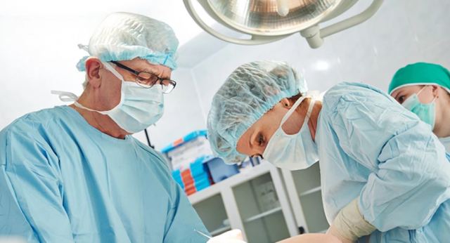 Σοκάρουν οι αριθμοί: 100 εκατ. κορίτσια και γυναίκες έχουν υποστεί ακρωτηριασμό γεννητικών οργάνων