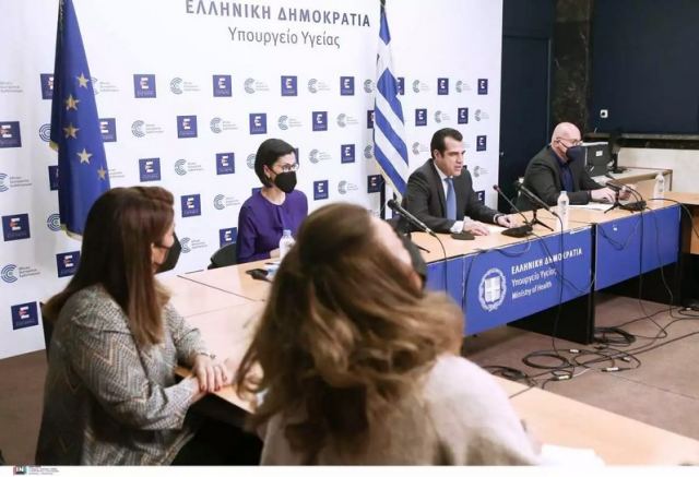 Αλλάζει η διαχείριση της πανδημίας – Συνύπαρξη με τον ιό από εδώ και πέρα – Η εξήγηση για την ηπατίτιδα στα παιδιά