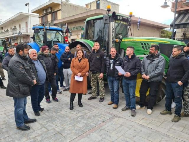 Στο πλευρό των αγροτών η Δήμαρχος Αμφίκλειας - Ελάτειας Αθανασία Στιβακτή