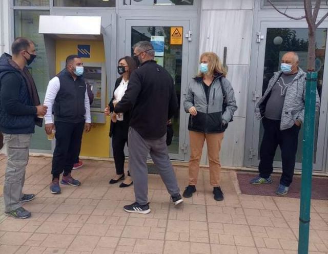 Κινητοποίηση στην Αμφίκλεια για το κλείσιμο του Υποκαταστήματος της Πειραιώς