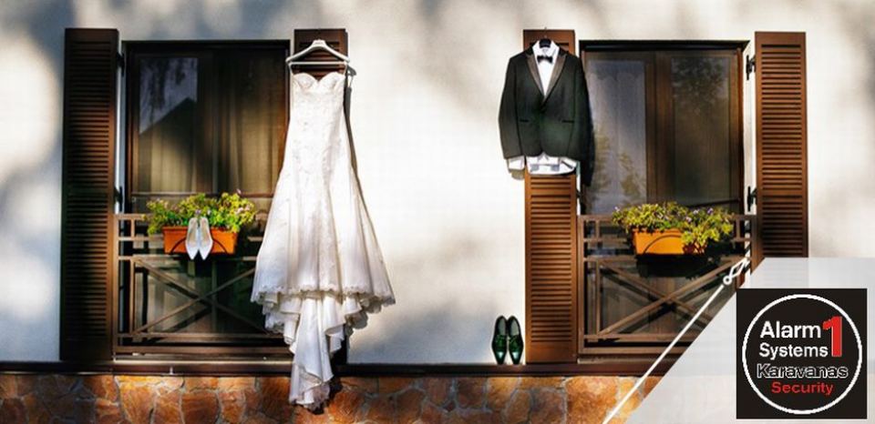 Παντρεύεστε; Μην έχετε και το άγχος της φύλαξης του σπιτιού σας!
