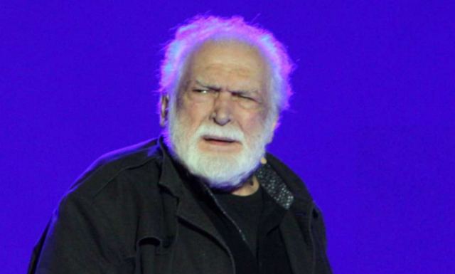 Πέθανε ο Κώστας Καζάκος