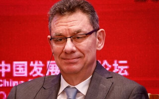 Μπουρλά: Όλα τα κέρδη της Pfizer από την COVID επενδύονται στην έρευνα για τον καρκίνο