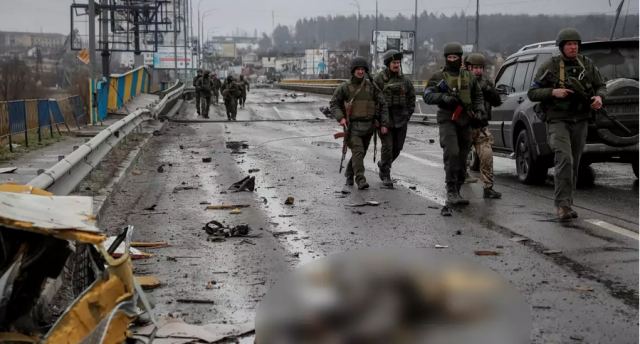 Πόλεμος στην Ουκρανία: Η σφαγή στην Μπούτσα είναι μια τερατώδης πλαστογραφία, λέει το Κρεμλίνο