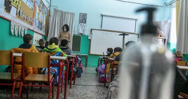 Κορωνοϊός - Ζέτα Μακρή: Απόφαση των ειδικών να επιστρέψουν τα παιδιά στα σχολεία χωρίς self test