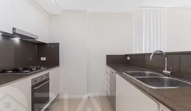 «Σε αυτό το σπίτι βρέθηκαν δύο νεαρές νεκρές» - Η σημείωση σε αγγελία ενοικίασης που παγώνει...