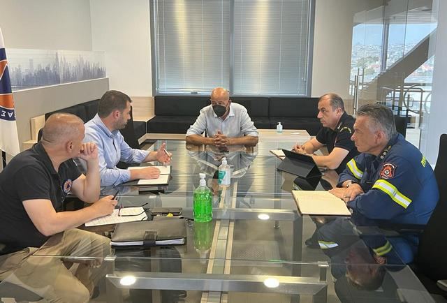 Συνάντηση Σπανού - Παπαγεωργίου για τις περιοχές υψηλού κινδύνου εκδήλωσης πυρκαγιάς