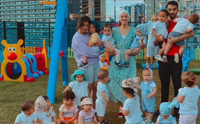 Πρώην στρίπερ ετών 24 έχει 21 παιδιά και 16 νταντάδες