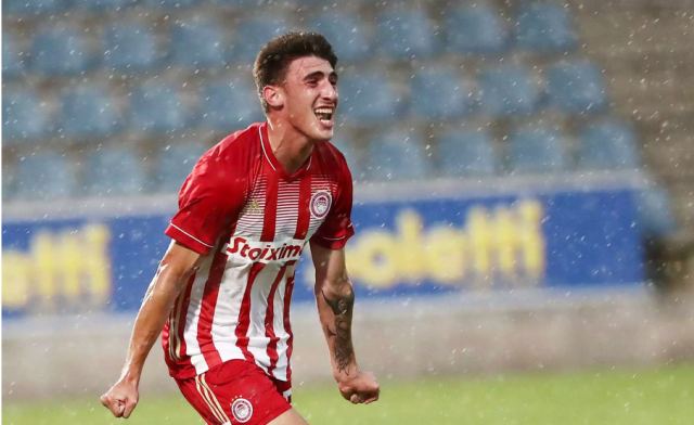 Δανεικός από τον Ολυμπιακό στη Φορτούνα Σιτάρντ ο Βασίλης Σουρλής