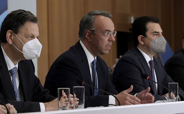 Λογαριασμοί ρεύματος: Ποιοι και πώς θα λάβουν επιστροφή - Στα 3,2 δισ. το κόστος των παρεμβάσεων