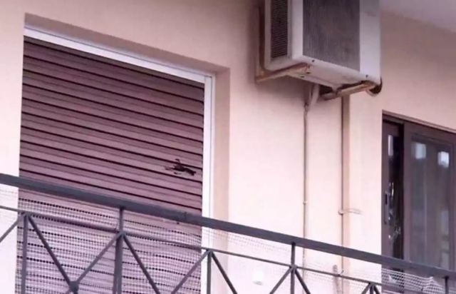 Ζεφύρι: Αδέσποτη σφαίρα μέσα στο υπνοδωμάτιο οικογένειας την ώρα που κοιμόταν