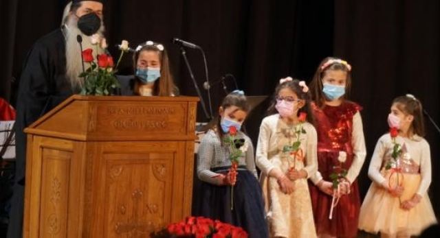 «Ψωμί και τριαντάφυλλα»: Το αφιέρωμα στη γυναίκα