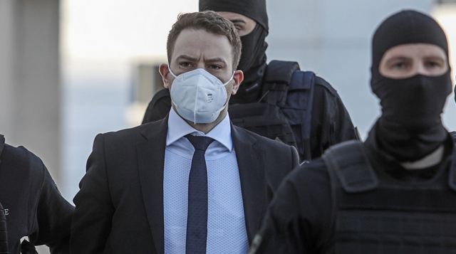 Αναγνωστόπουλος: Ατάραχος στο εδώλιο - Δήλωσε έγγαμος και χήρος