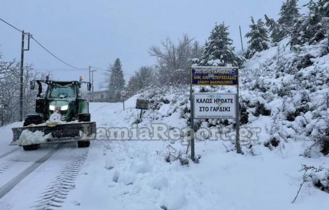 Στα λευκά το όμορφο Γαρδίκι (ΒΙΝΤΕΟ-ΦΩΤΟ)