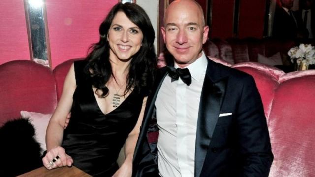 Η Μακένζι Μπέζος δωρίζει τη μισή περιουσία που απέκτησε μετά το διαζύγιο