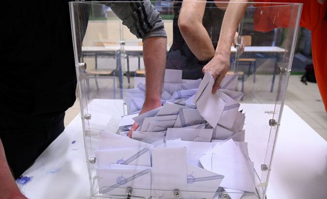 Εκλογές 2023: Τι ισχύει για τους ετεροδημότες στις δεύτερες κάλπες - Η διάψευση του ΥΠΕΣ