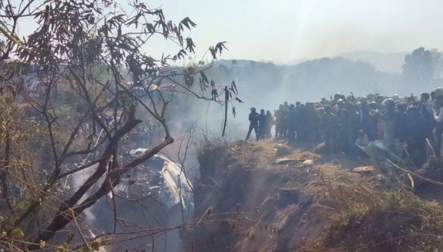 Αεροπορική τραγωδία στο Νεπάλ: Βρέθηκαν τα δύο μαύρα κουτιά - Εθνικό πένθος μετά τη συντριβή πτήσης της Yeti Airlines