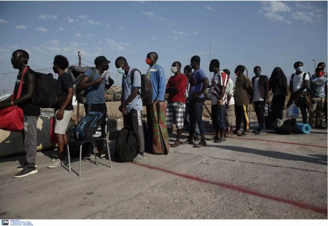 Μέσα στο κέντρο φιλοξενίας της Λέσβου ήταν το στρατηγείο του κυκλώματος που διακινούσε παράτυπους μετανάστες