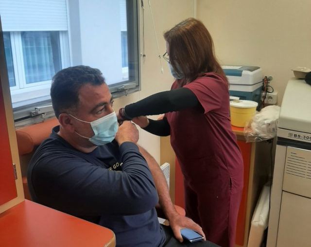 Δήμος Λοκρών: Συνεχίστηκαν οι εμβολιασμοί με την κινητή ομάδα της 5ης ΥΠΕ