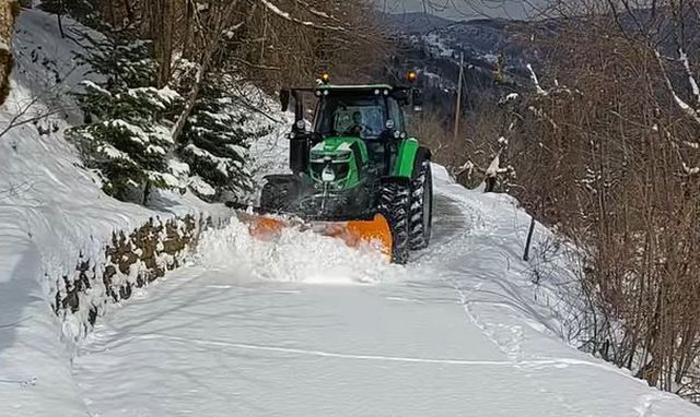 Δήμος Μακρακώμης: Συνηθισμένα τα βουνά στα χιόνια… (ΒΙΝΤΕΟ)