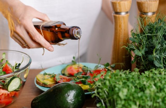 Διατροφή μακροζωίας: Τι να φας, για να ζήσεις περισσότερο