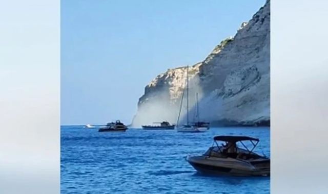 Ζάκυνθος: Έπεσαν βράχια στο Ναυάγιο από τον ισχυρό σεισμό - Τι λένε σεισμολόγοι