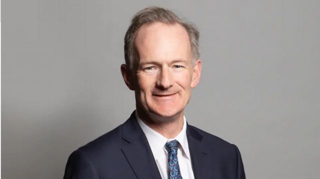 Βρετανία: Παραιτήθηκε ο «τσάρος κατά της διαφθοράς» - Καλεί τον Τζόνσον να κάνει το ίδιο