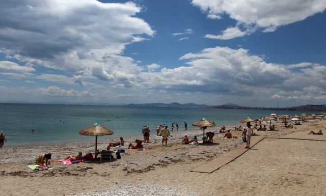 Ζέστη και βροχή και σήμερα - Έρχεται Σαββατοκύριακο με 37άρια